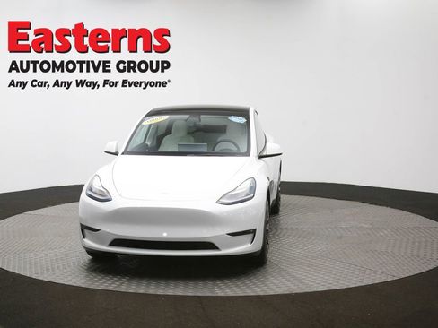 Used 2021 Tesla Model Y Long Range image 50