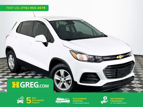 Used 2021 Chevrolet Trax LS w/ Tint and Cruise Package FWD image 1