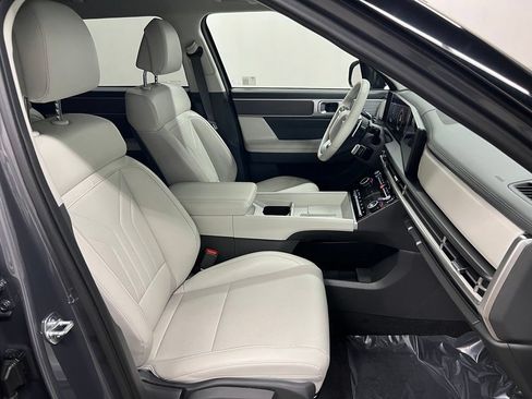 Used 2025 Hyundai Santa Fe SEL AWD/4WD image 40
