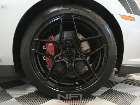 Used 2010 Chevrolet Camaro SS w/ LPO, Ground Effects Package RWD image 16