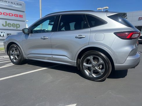 Used 2024 Ford Escape ST-Line image 11