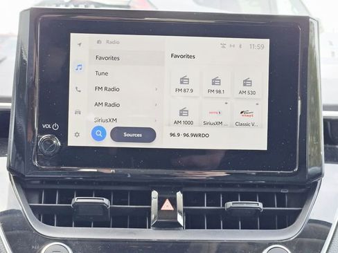 Used 2024 Toyota Corolla LE image 23