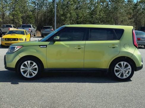 Used 2014 Kia Soul + image 5