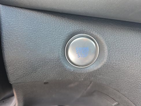 Used 2023 Hyundai Santa Fe SEL image 30