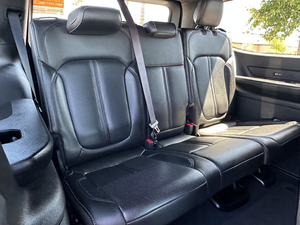 Certified 2022 Jeep Wagoneer Series I w/ Convenience Group I AWD/4WD image 24