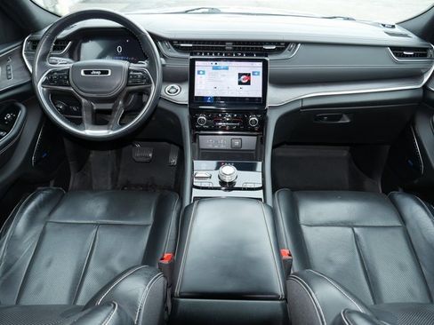 Used 2021 Jeep Grand Cherokee L Overland w/ Luxury Tech Group IV image 7