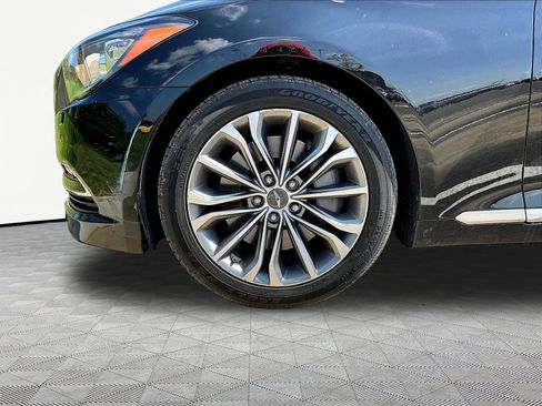Used 2015 Hyundai Genesis 3.8 w/ Option Group 03 AWD/4WD image 33