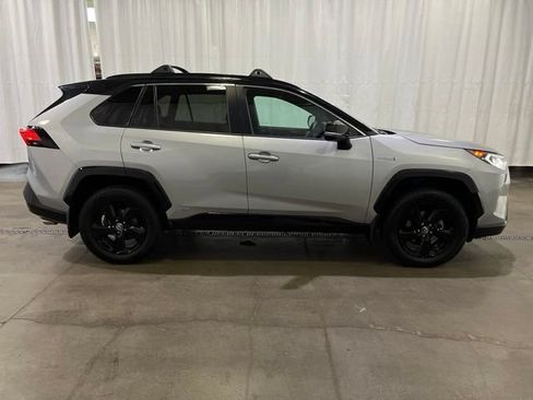 Used 2020 Toyota RAV4 XSE AWD/4WD image 3