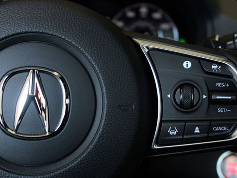 Certified 2025 Acura RDX SH-AWD image 36