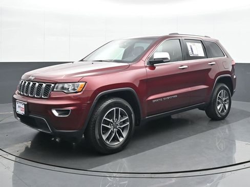 Used 2019 Jeep Grand Cherokee Limited image 2