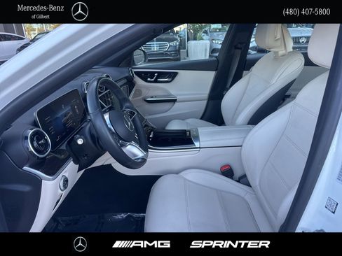 Used 2023 Mercedes-Benz C 300 Sedan image 9