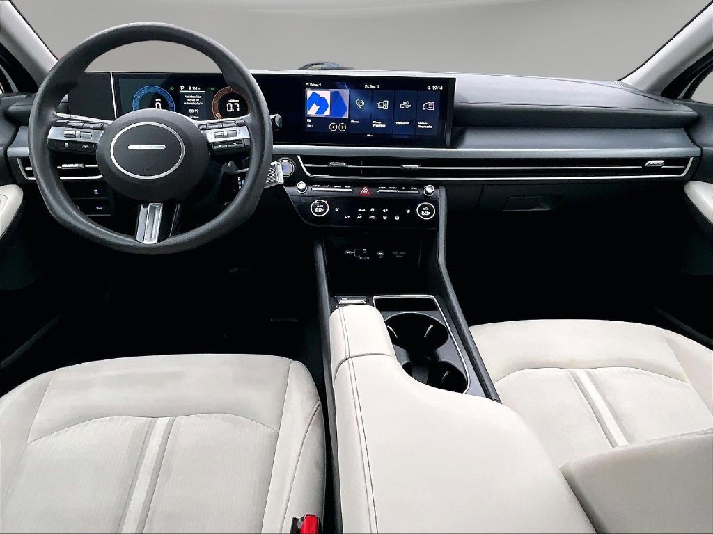 Used 2025 Hyundai Sonata SEL FWD image 9