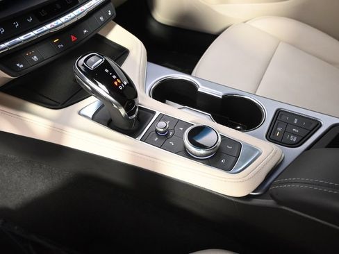 Used 2023 Cadillac CT4 Premium Luxury RWD image 32