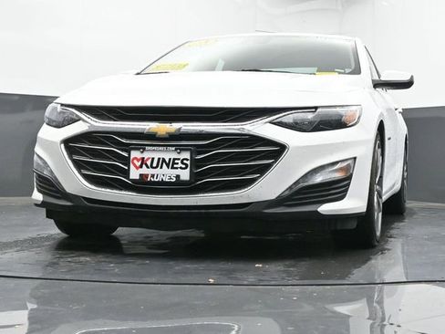Used 2023 Chevrolet Malibu LT image 44