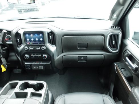 Used 2023 Chevrolet Silverado 2500 LT w/ Snow Plow Prep/Camper Package image 40