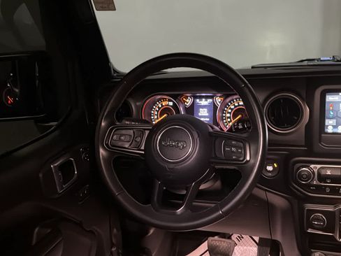 Used 2022 Jeep Wrangler Unlimited Sport AWD/4WD image 27