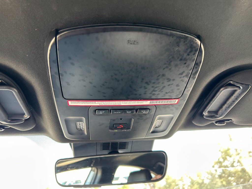 Used 2025 Toyota Camry XSE FWD image 31