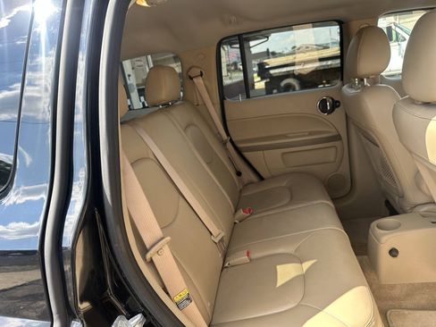 Used 2006 Chevrolet HHR LT w/ Preferred Equipment Group FWD image 35