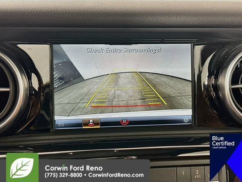Used 2018 Mercedes-Benz SLC 300 image 17