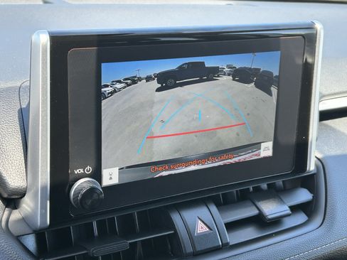 Certified 2025 Toyota RAV4 XLE FWD image 27