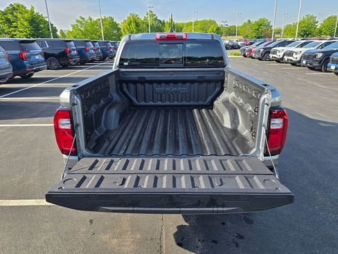 New 2026 GMC Canyon AT4 w/ AT4 Premium Package AWD/4WD image 23