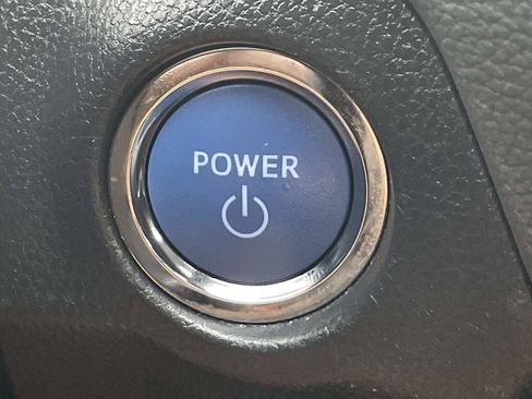 Used 2022 Toyota RAV4 XLE w/ Convenience Package AWD/4WD image 37