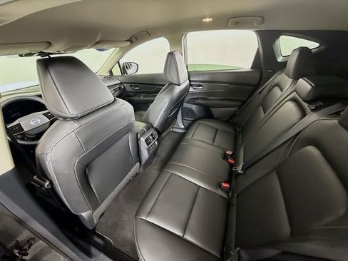 Certified 2025 Nissan Murano SV image 10