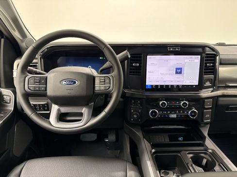 New 2026 Ford F350 Lariat w/ Chrome Package AWD/4WD image 30