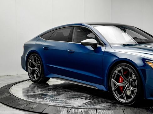 Used 2024 Audi RS 7 Performance w/ Executive Package image 22