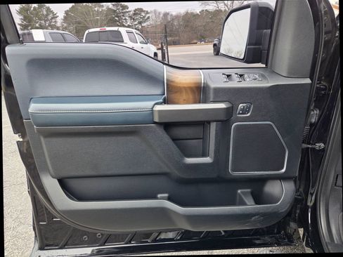 Used 2018 Ford F150 Limited w/ Trailer Tow Package image 35