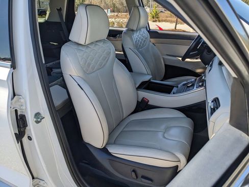 Used 2022 Hyundai Palisade Limited image 54