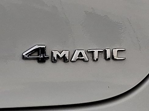 Used 2021 Mercedes-Benz GLC 300 4MATIC Coupe image 31