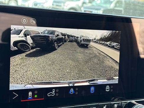 New 2026 GMC Canyon Denali image 14