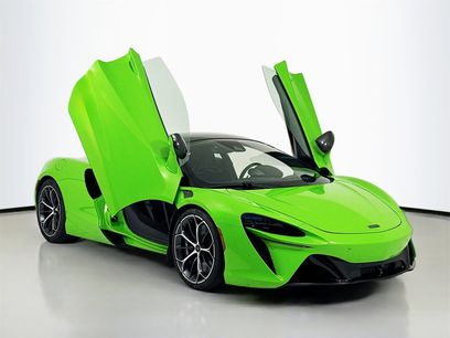 Used 2025 McLaren Artura