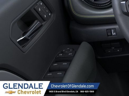 New 2026 Chevrolet Colorado ZR2 w/ Technology Package AWD/4WD image 22