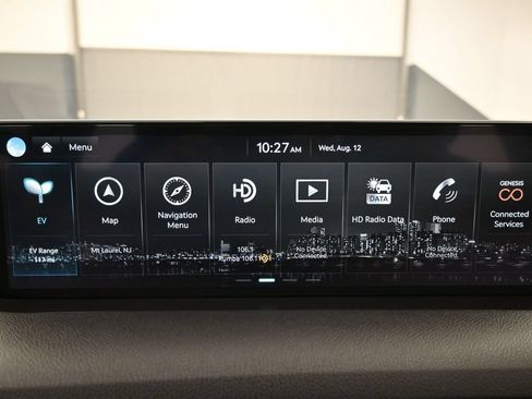 Used 2025 Genesis Electrified GV70 AWD/4WD image 11