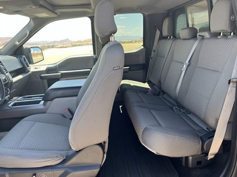 Used 2016 Ford F150 XLT w/ Equipment Group 302A Luxury AWD/4WD image 11