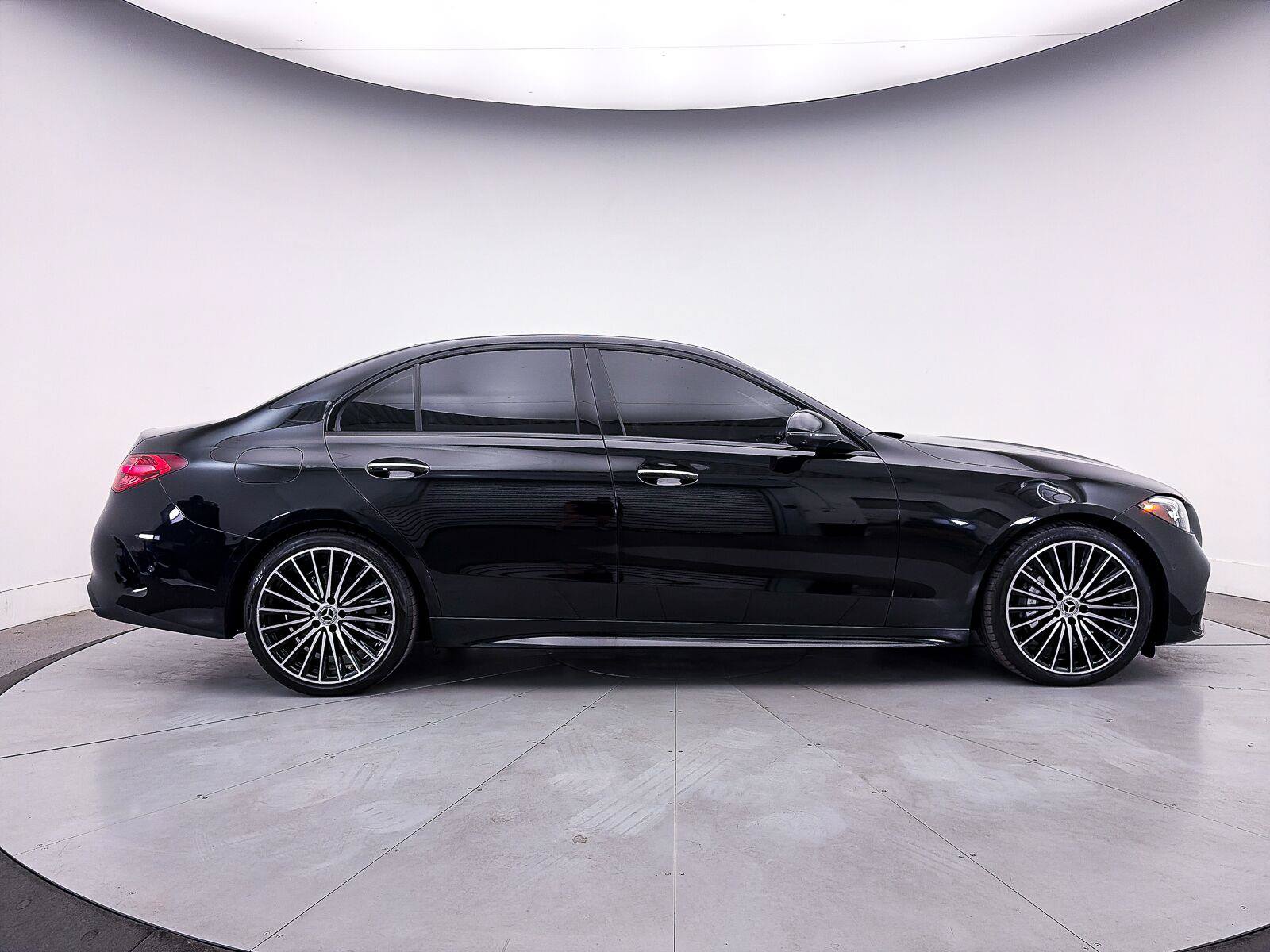 Used 2023 Mercedes-Benz C 300 Sedan image 38