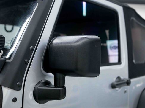 Used 2013 Jeep Wrangler Sport AWD/4WD image 11