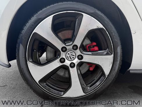 Used 2017 Volkswagen GTI SE FWD image 13