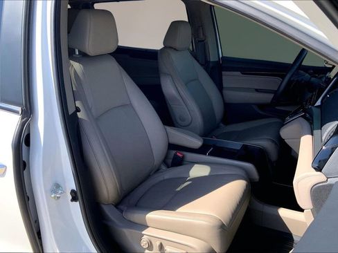 Used 2022 Honda Odyssey Touring image 7