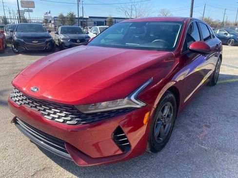 Used 2021 Kia K5 LX FWD image 1