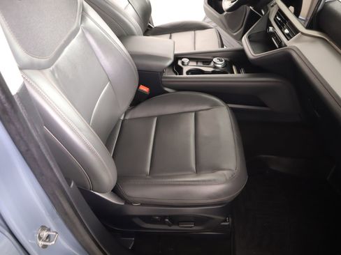 Used 2025 Ford Explorer Active w/ Active Comfort Package RWD image 15