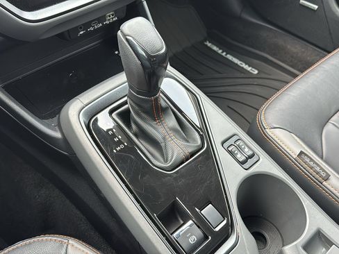 Used 2024 Subaru Crosstrek 2.5i Limited w/ Popular Package #3A image 27