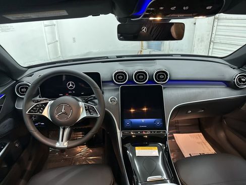 Used 2025 Mercedes-Benz C 300 Sedan image 19