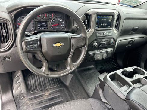 Used 2019 Chevrolet Silverado 1500 W/T w/ WT Convenience Package AWD/4WD image 5