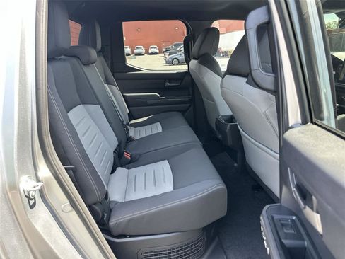 Used 2025 Toyota Tacoma TRD Off-Road image 13