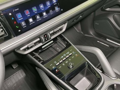 New 2026 Porsche Cayenne image 31