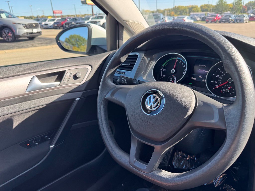 Used 2016 Volkswagen e-Golf SE w/ DC Fast Charging Package FWD image 20