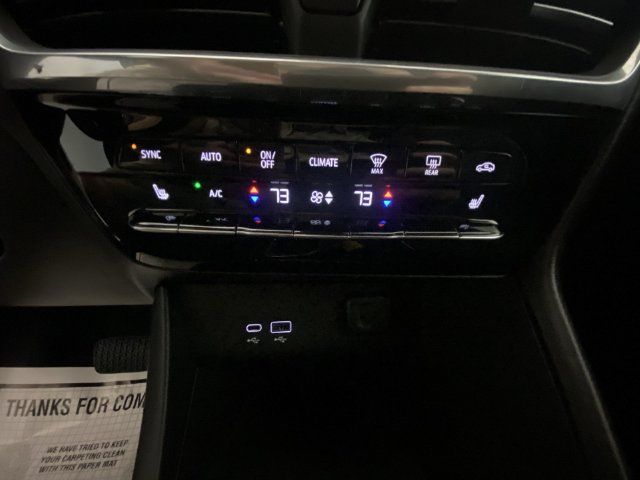Used 2024 Buick Encore GX Avenir w/ Avenir Convenience Package FWD image 18